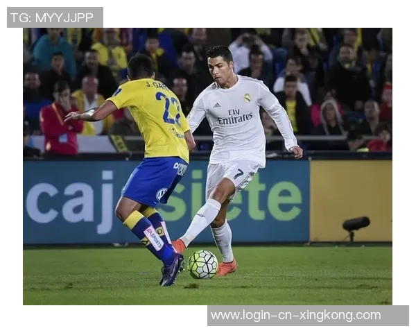 实况足球2012踩单车技巧解析与实战应用分享